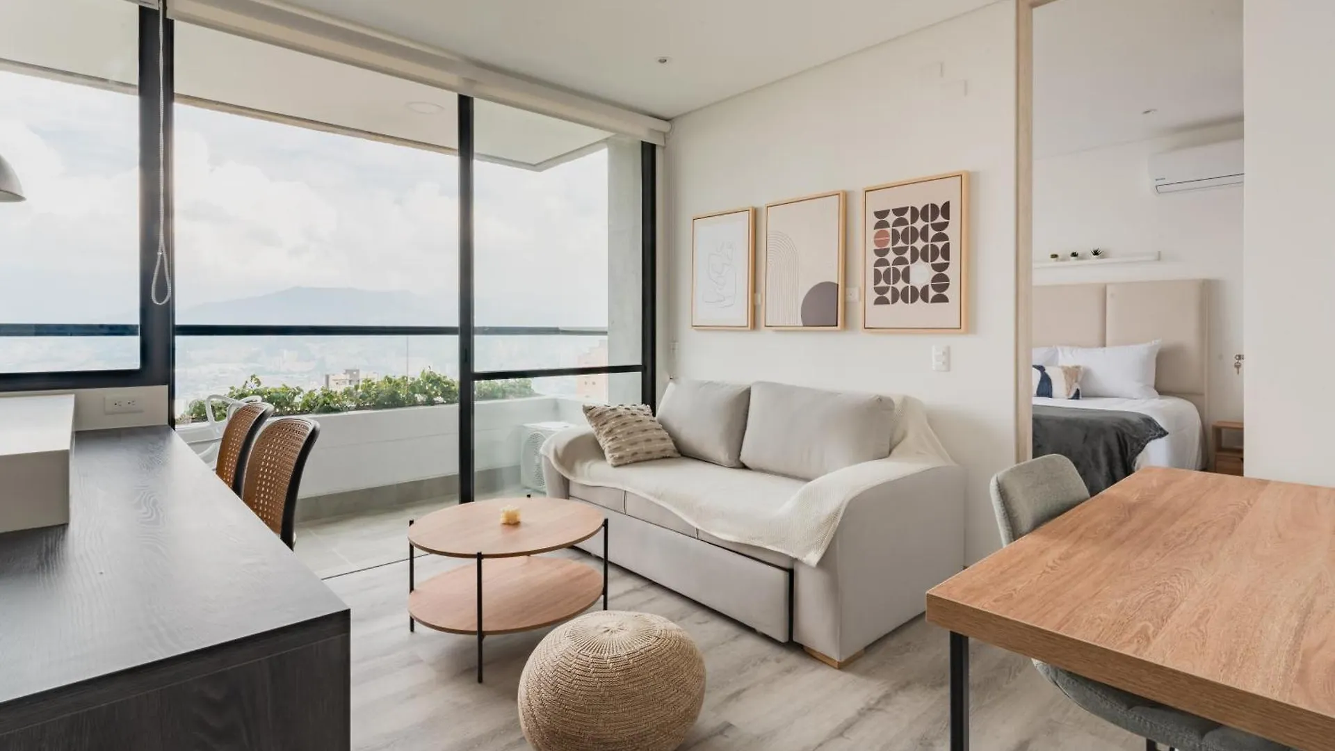 Grand By Jalo Apartment Medellin 0*,  Colombia