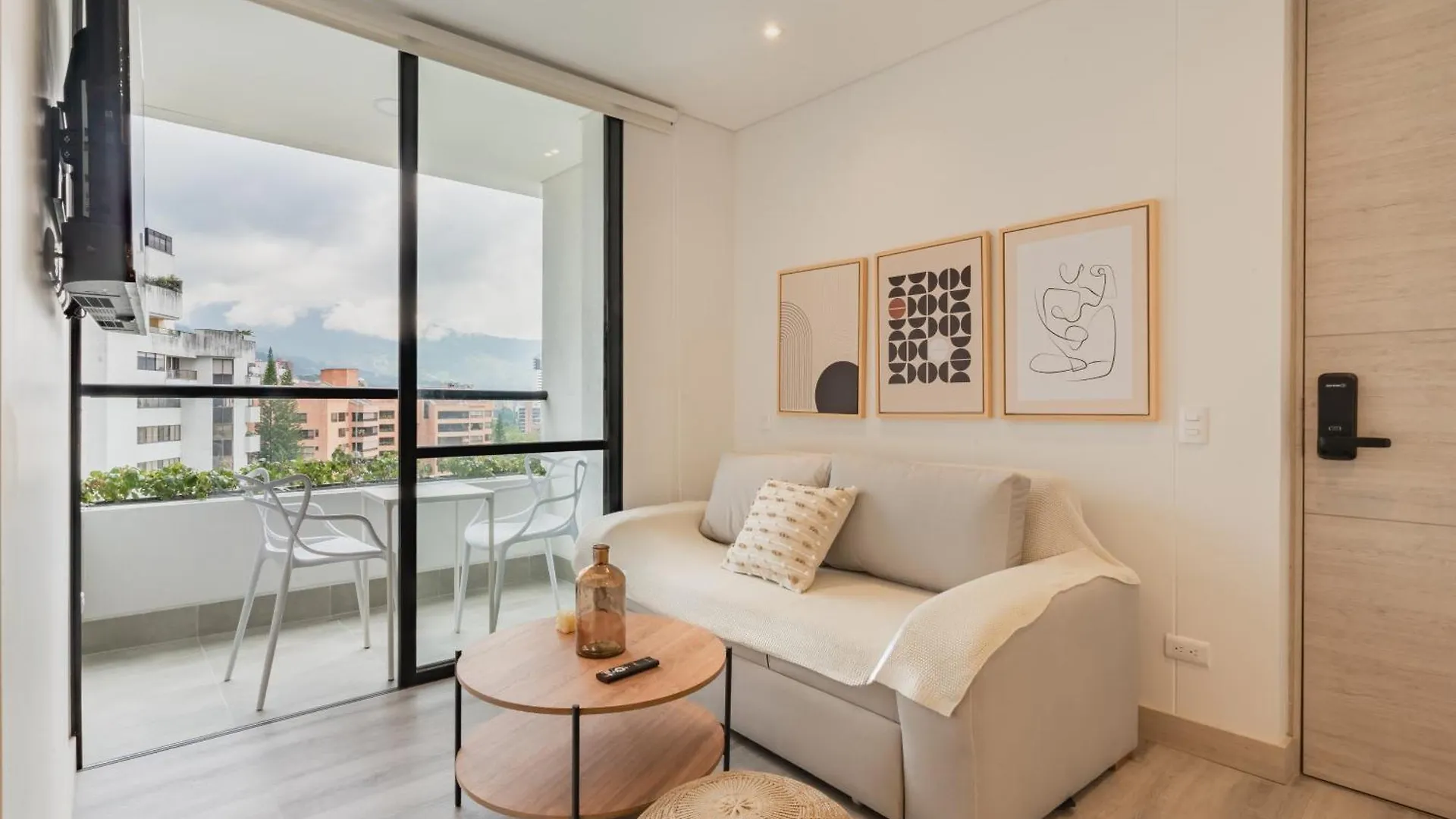 Grand By Jalo Apartment Medellin