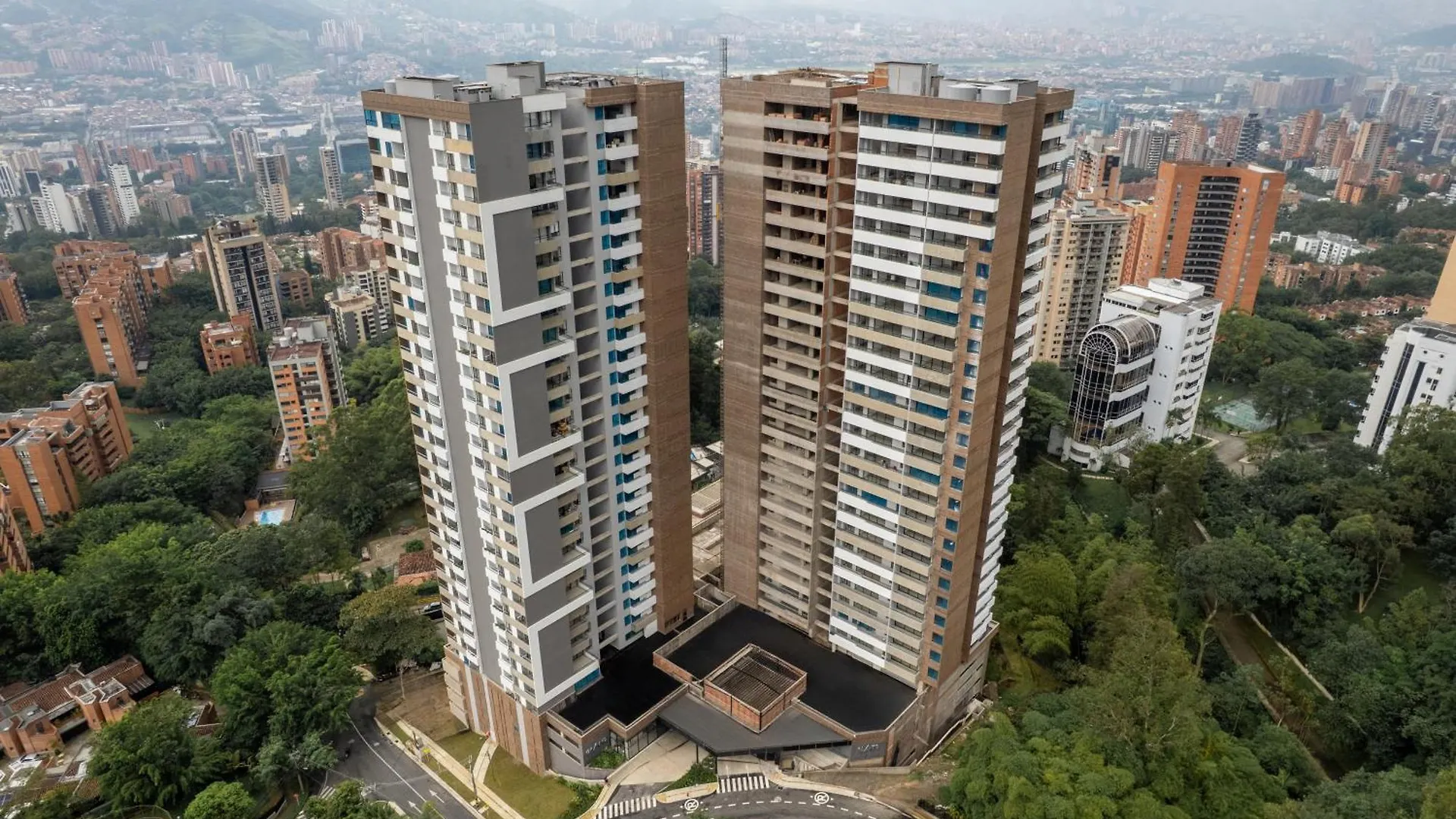 Grand By Jalo Apartment Medellin